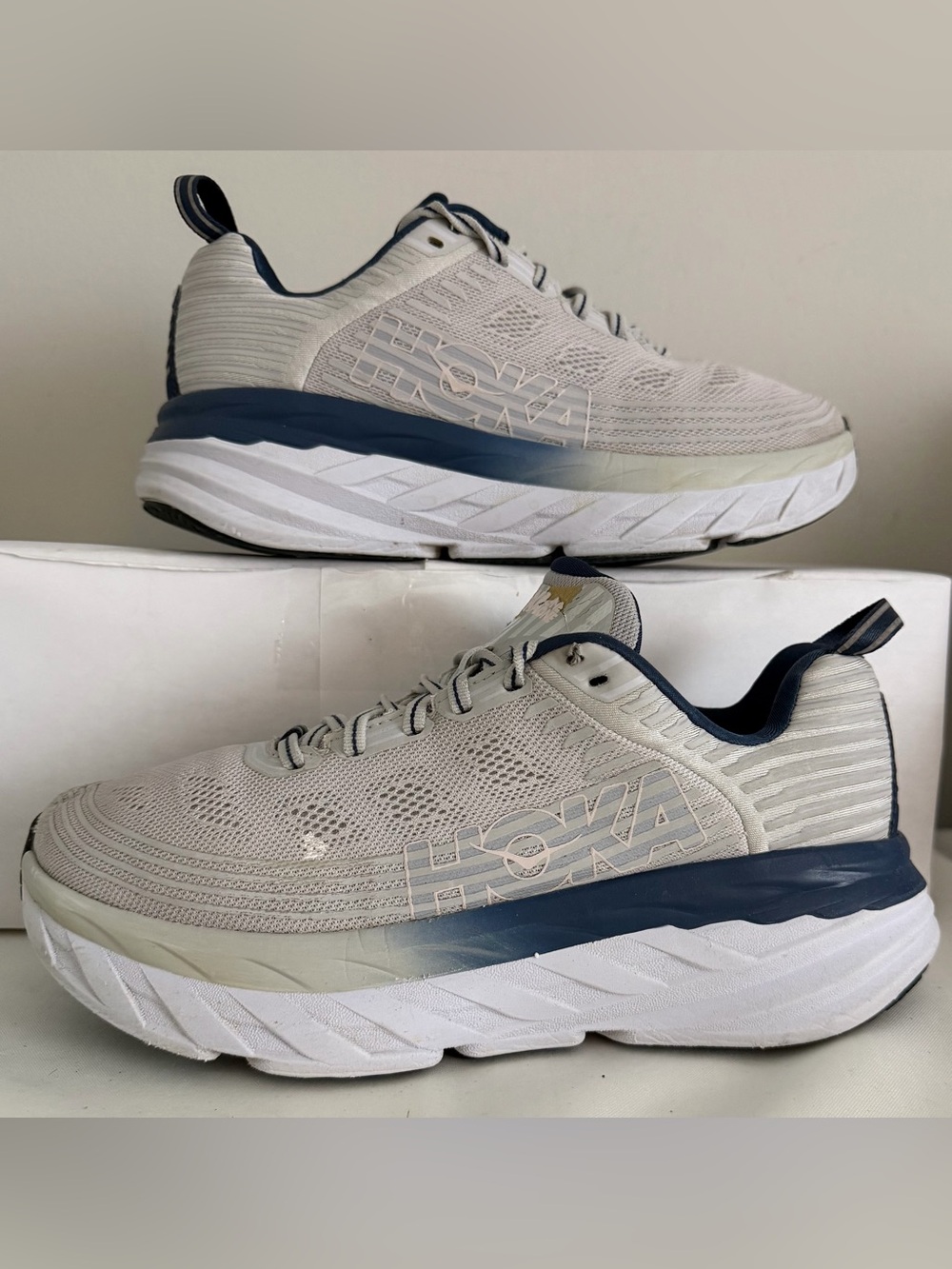 Hoka One One Bondi 6 Women’s Size 8